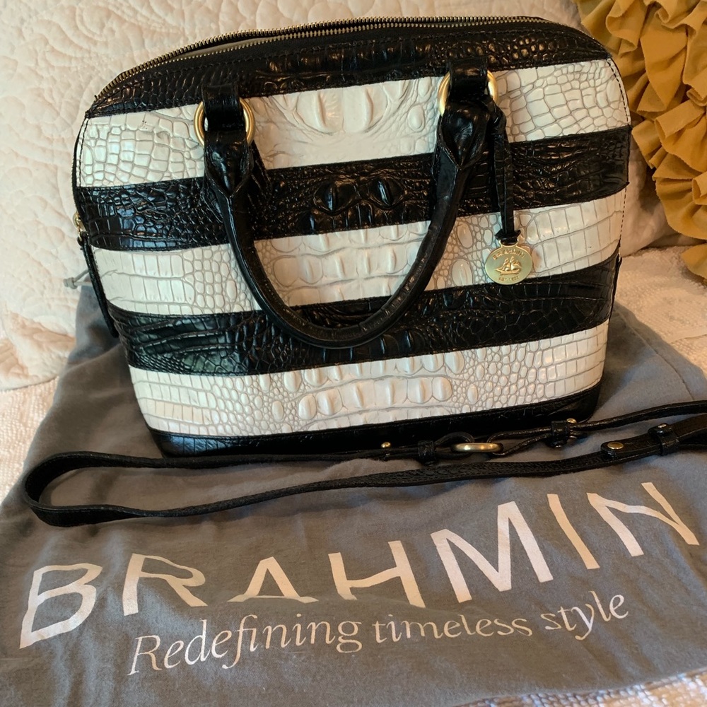 Brahmin Vivian dome ZEBRA 🦓 pattern